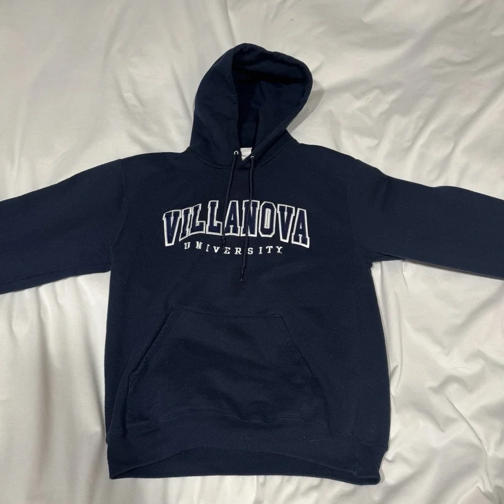Villanova Wildcats Champion Pullover Hoodie Embroidered Sweatshirt Men's Medium